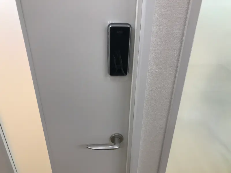 スマートロック「TOUCH HOOK 2」法律事務所へ納入